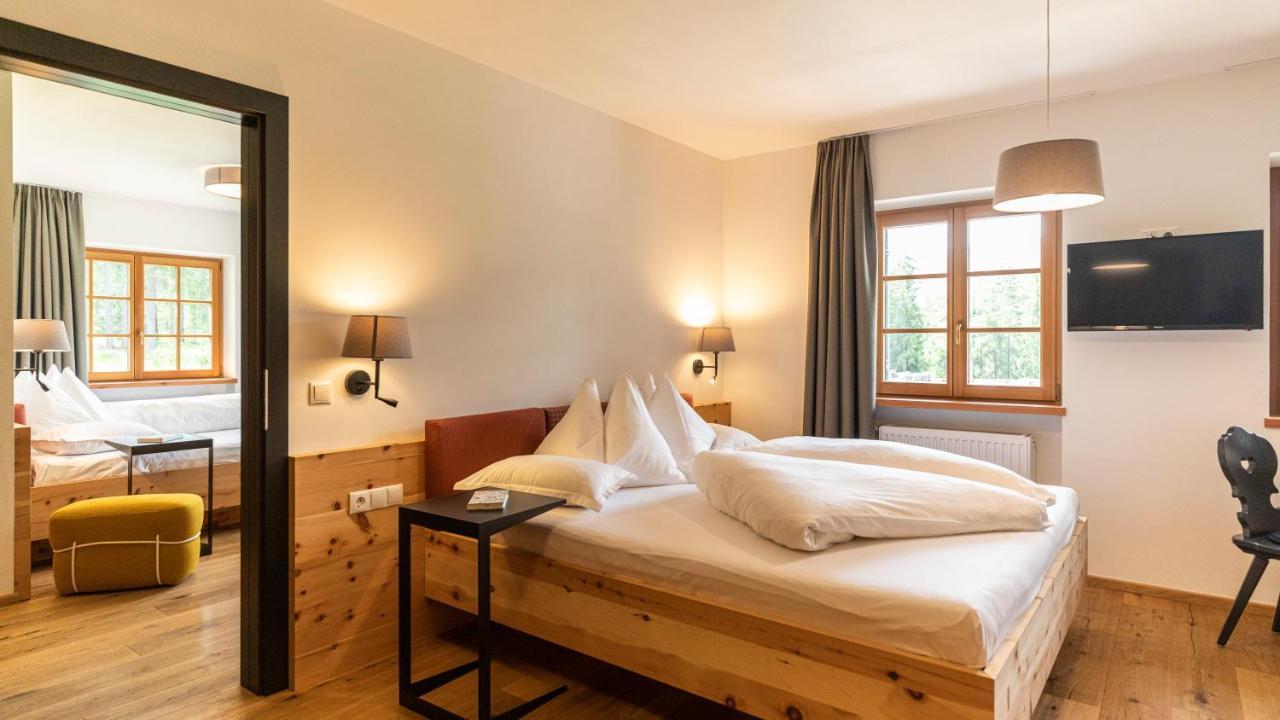 Natura Boutique Chalet Wellness Spa Dobbiaco Exterior foto