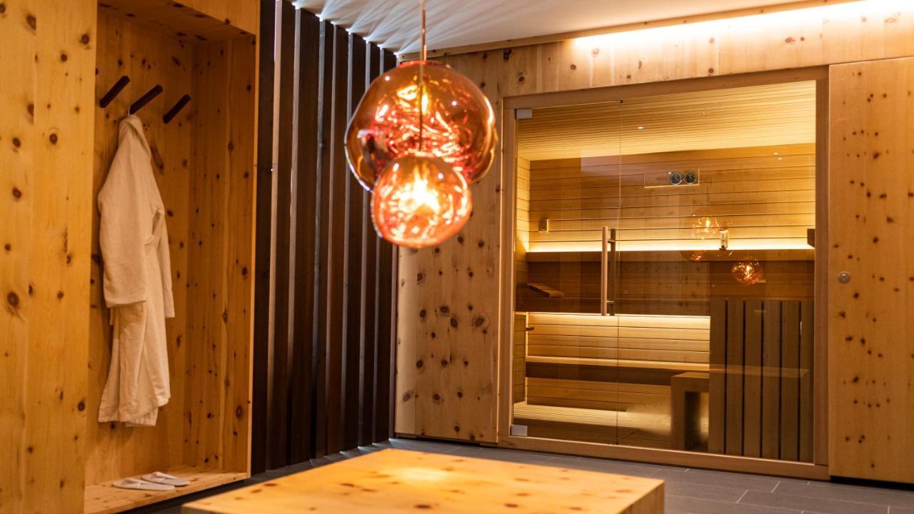 Natura Boutique Chalet Wellness Spa Dobbiaco Exterior foto